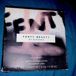 Fenty Beauty Freestyle Highlighter/ Trophy Wife